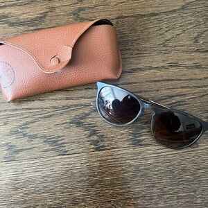 Women’s Brown Ray-Ban Sunglasses